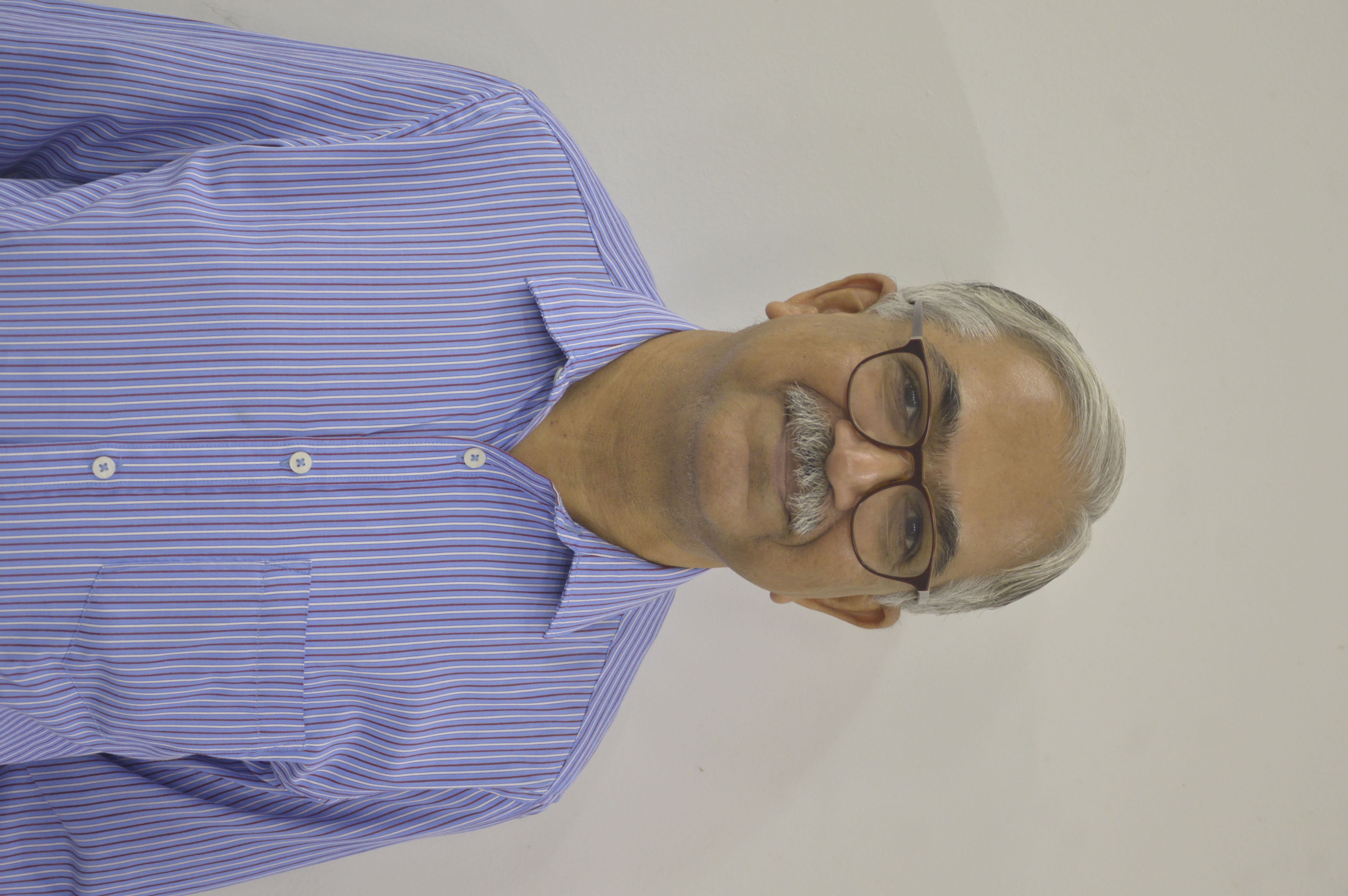 Dr. ARUN KRISHNA NARVEKAR